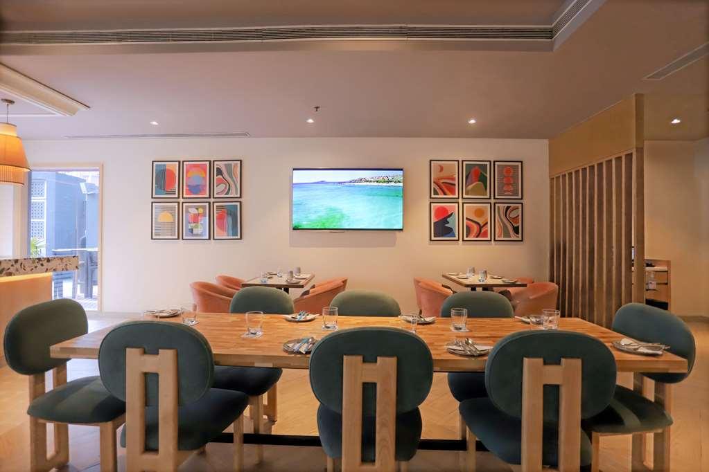 Park Inn By Radisson New Delhi Lajpat Nagar Restaurant bilde