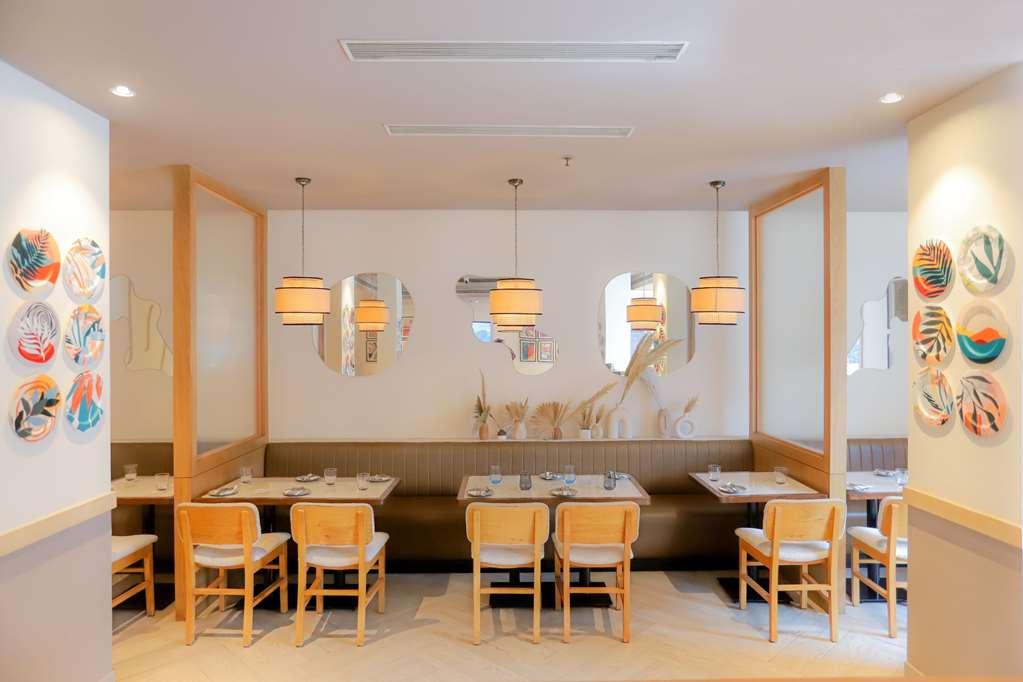 Park Inn By Radisson New Delhi Lajpat Nagar Restaurant bilde